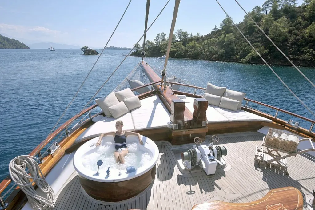 Chartering a Gulet: An Unforgettable Mediterranean Experience
