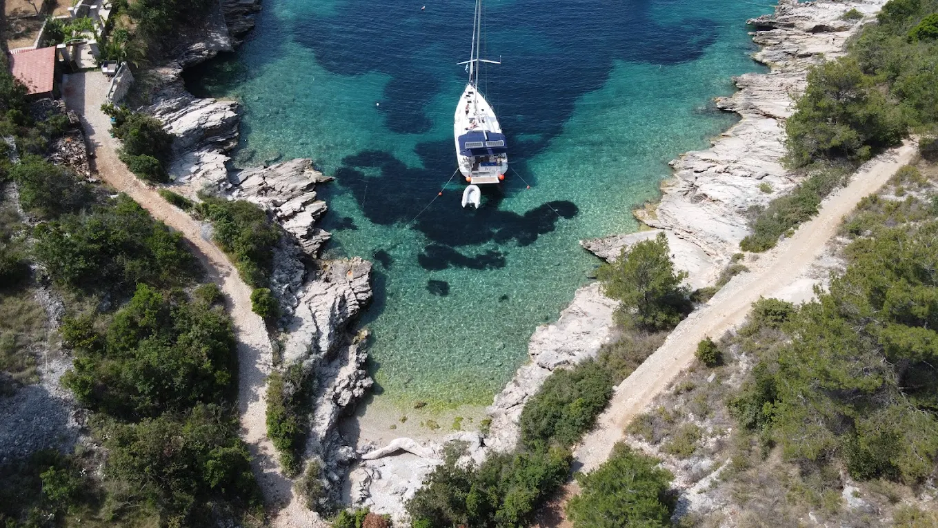 Day 2: Šolta to Vis Town | 26nm