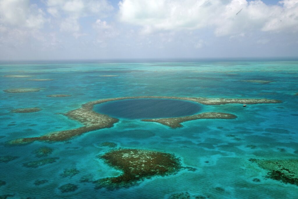 Can we sail to the Blue Hole?
