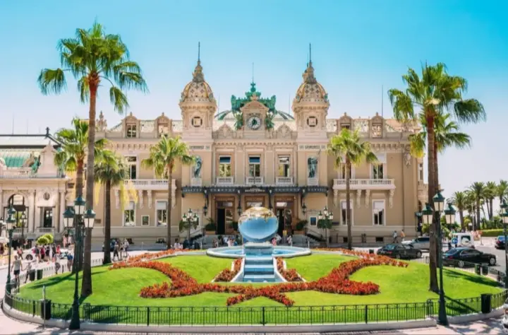 Monaco to Monaco: French Riviera Yacht Charter Itinerary