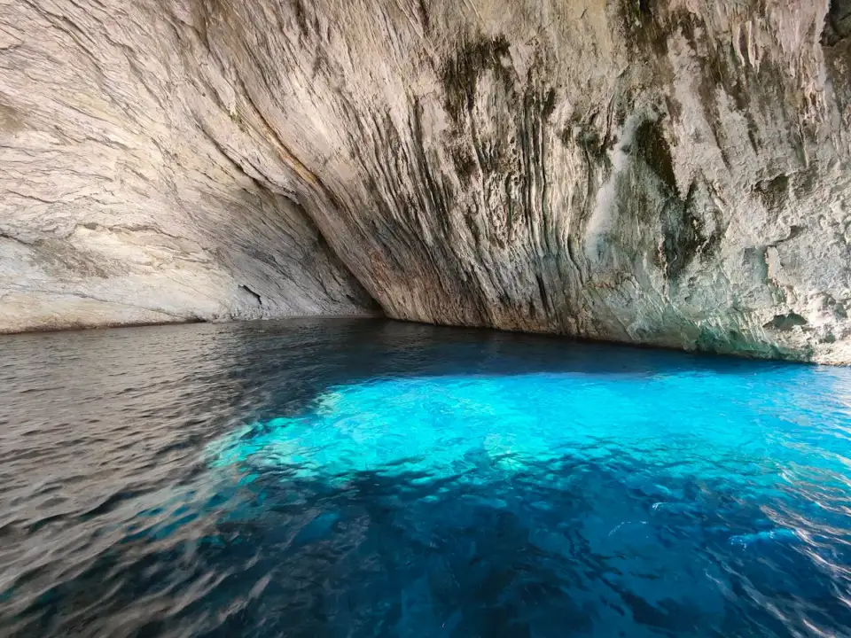 Day 7: The Cave of Giants