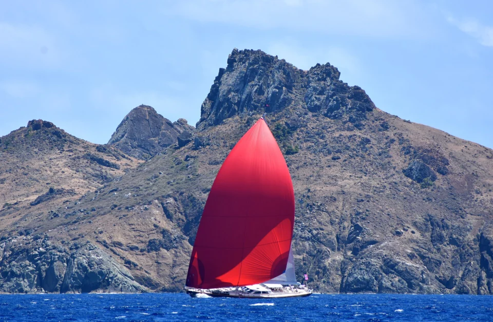 Day 5: Pinel to Île Fourchue and Anse de Colombier | ~22nm